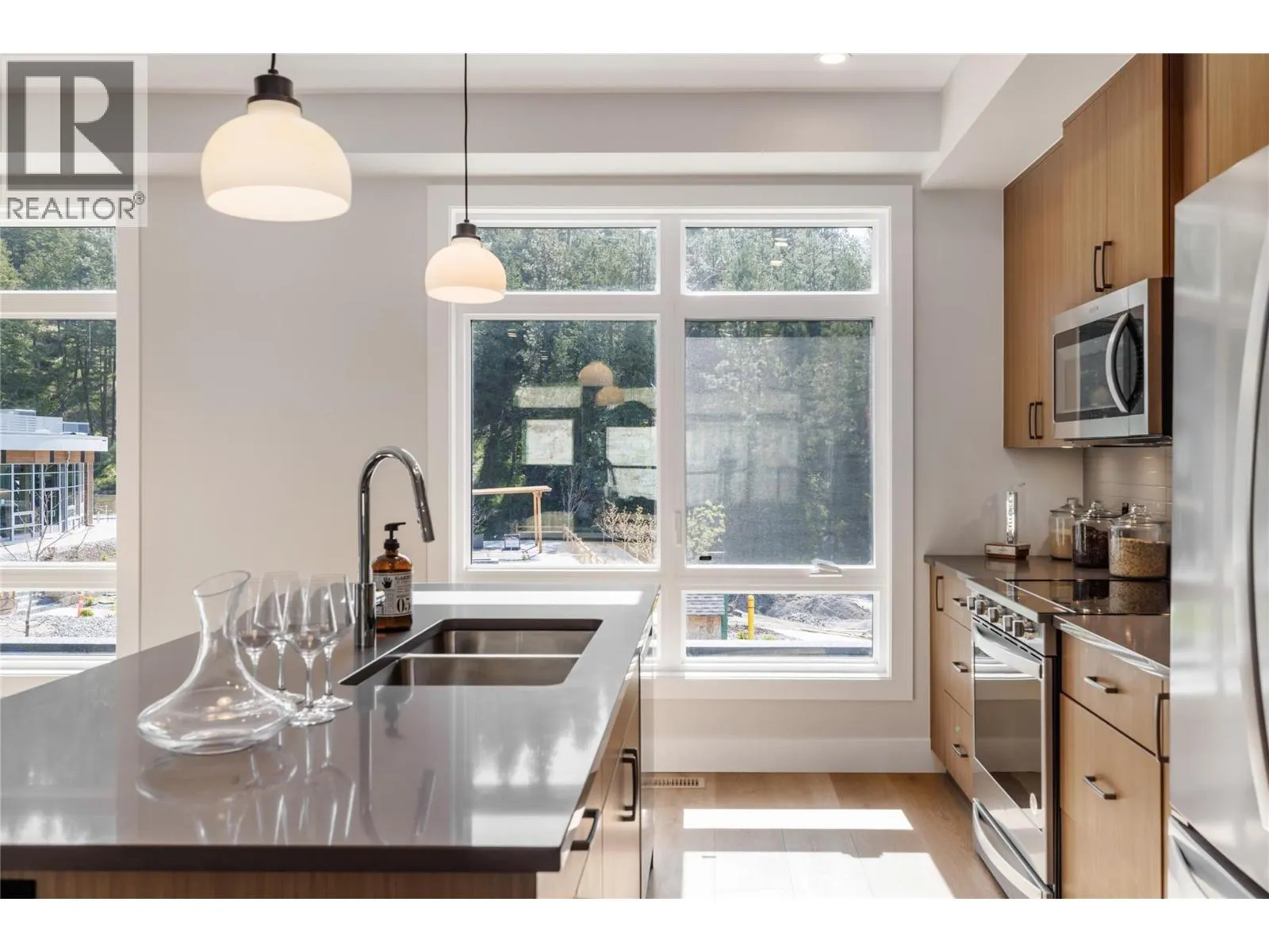 3425 Hilltown Drive Unit# 2