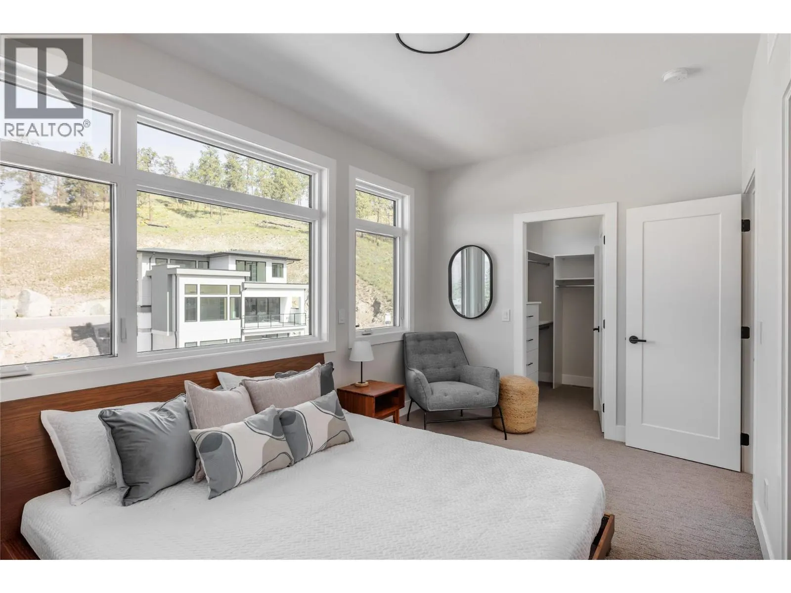 3425 Hilltown Drive Unit# 2