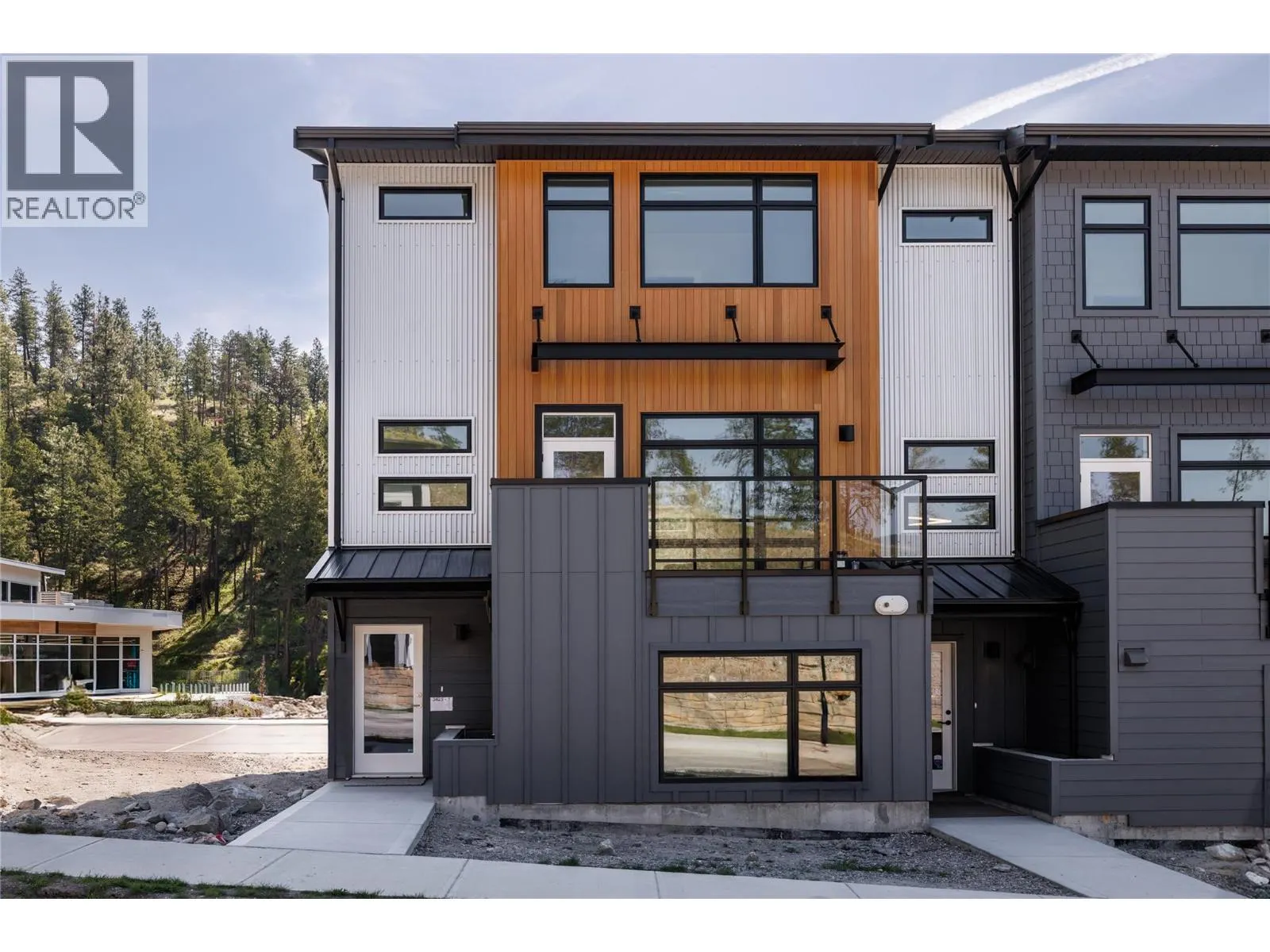 3425 Hilltown Drive Unit# 2