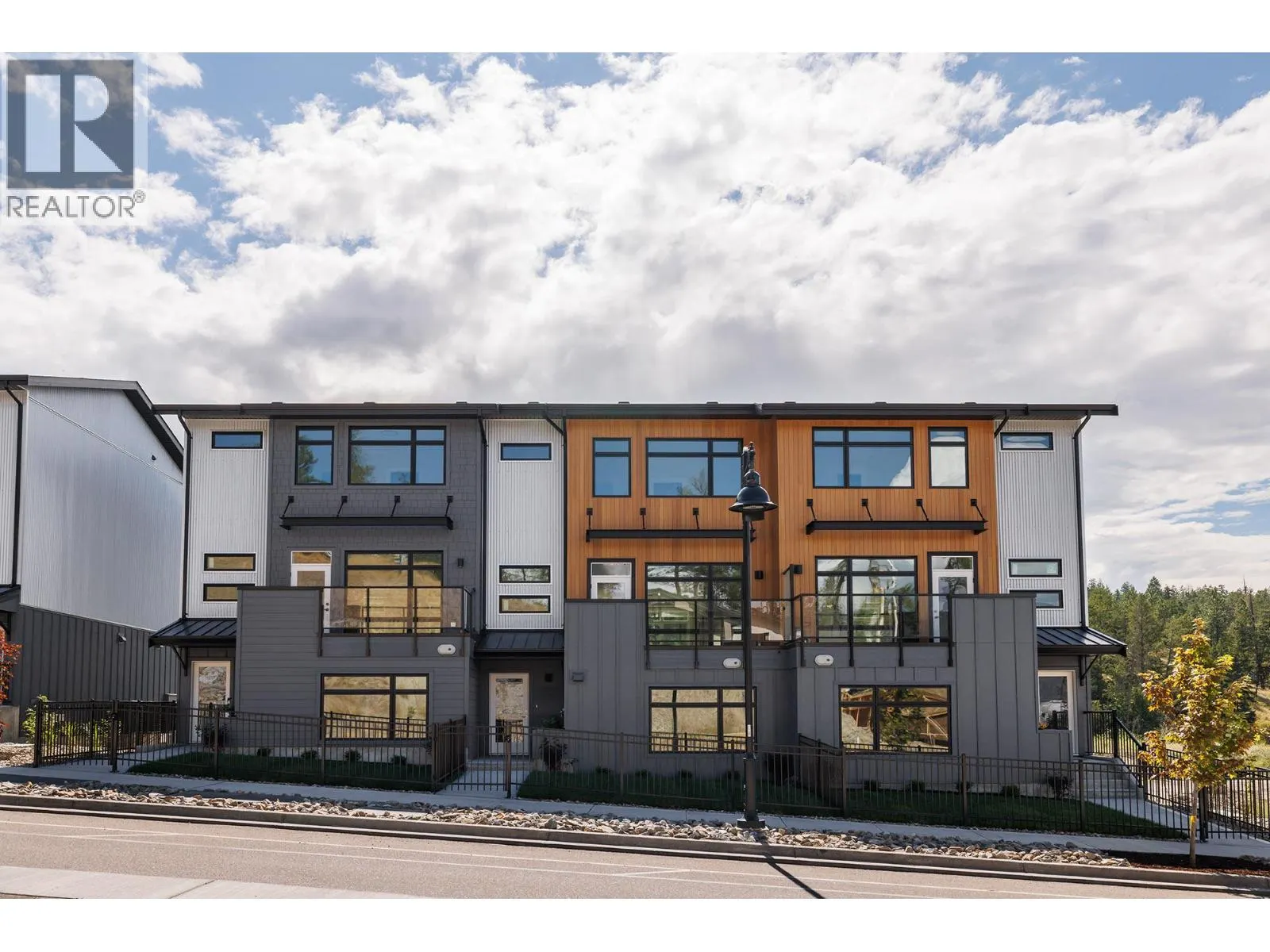 3425 Hilltown Drive Unit# 2