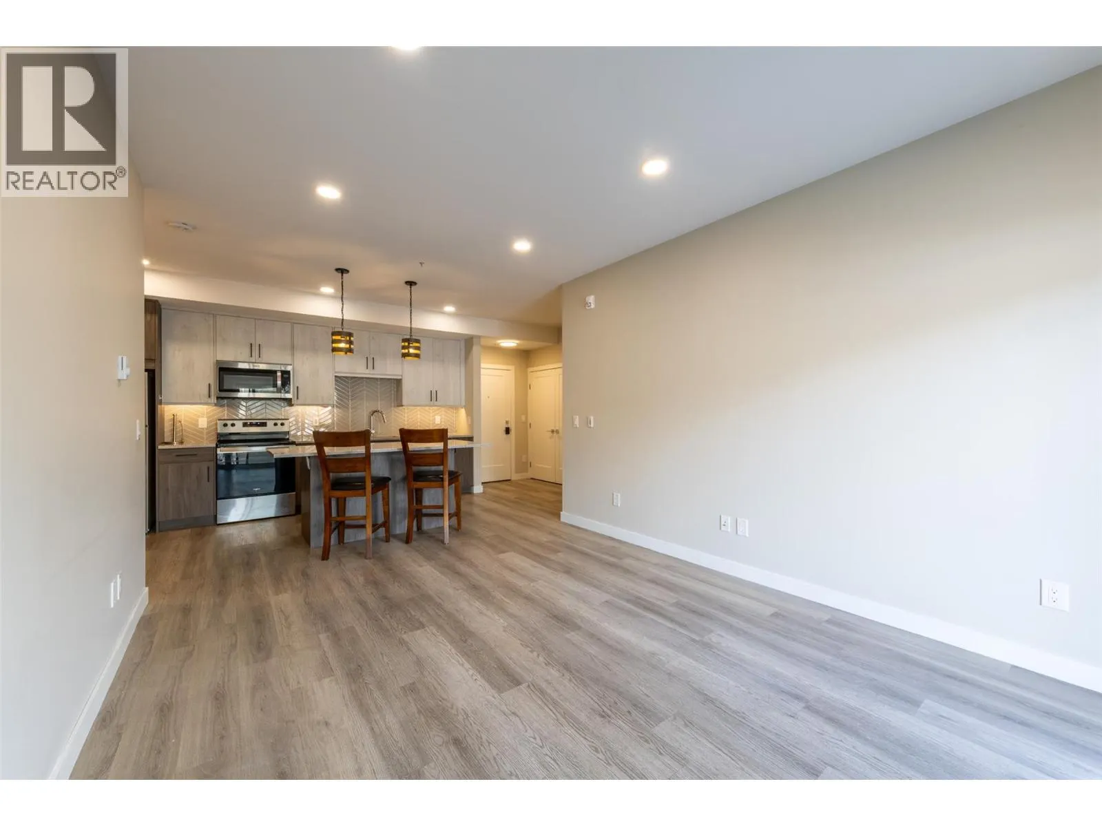 1200 11th Avenue N Unit# 203