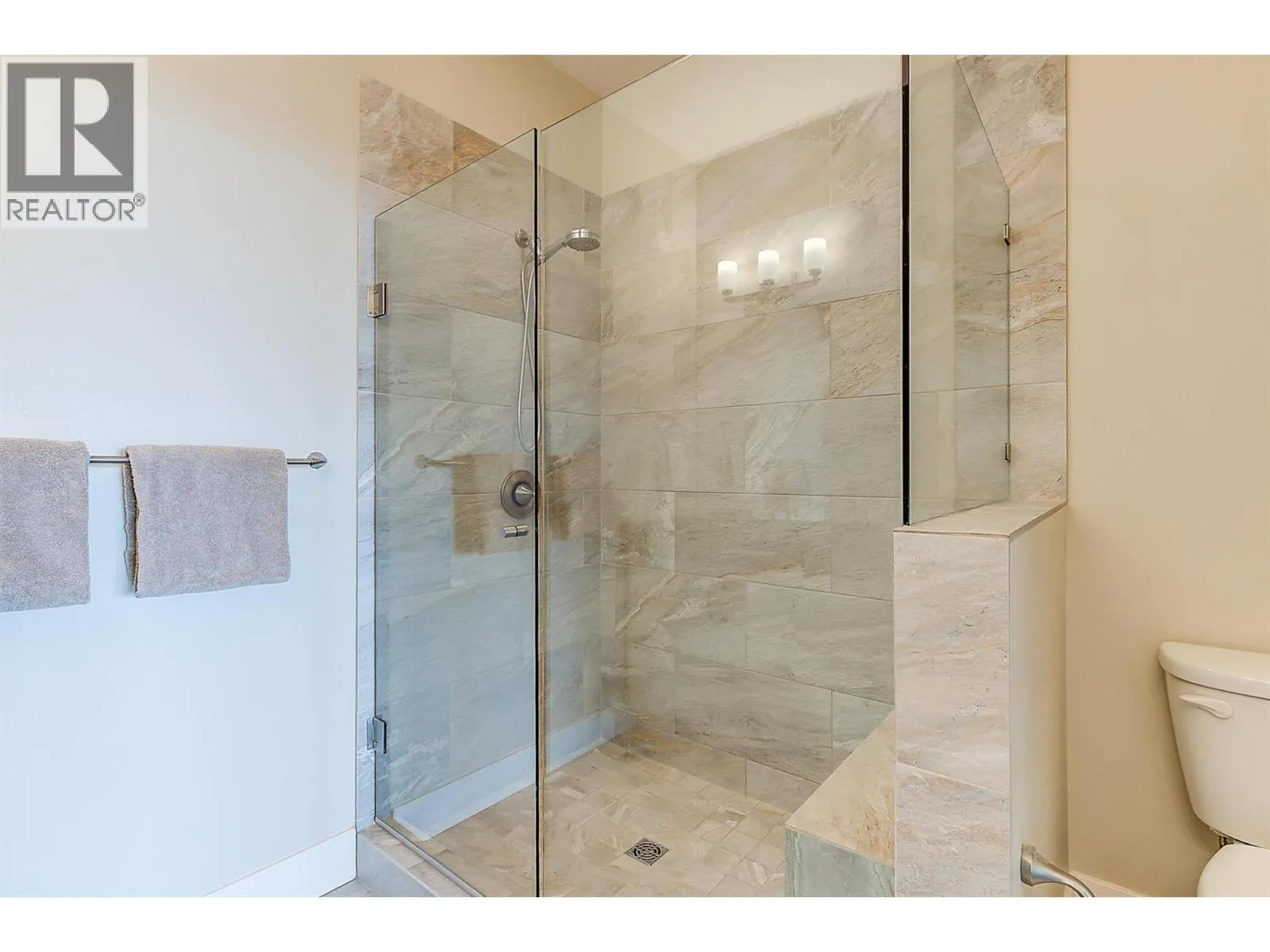2133 Talavera Place