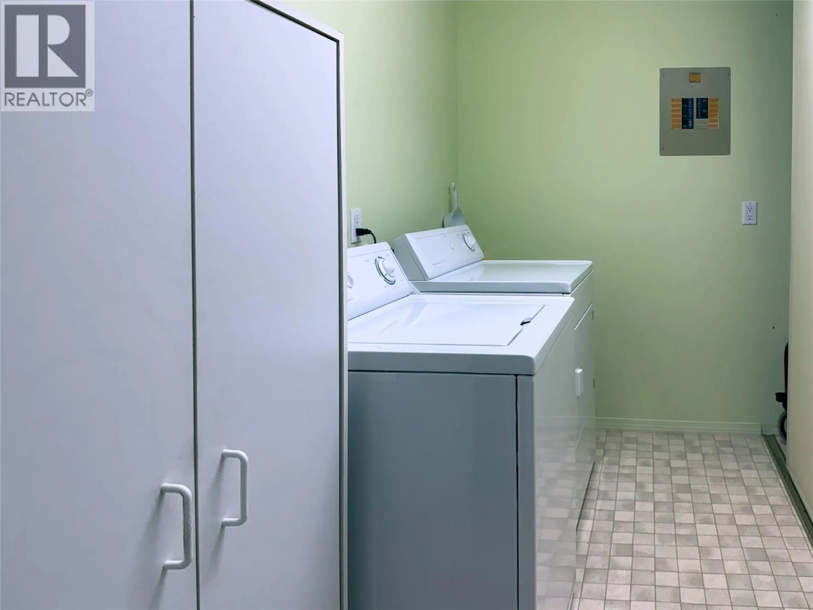 338 NICOLA Street Unit# 203