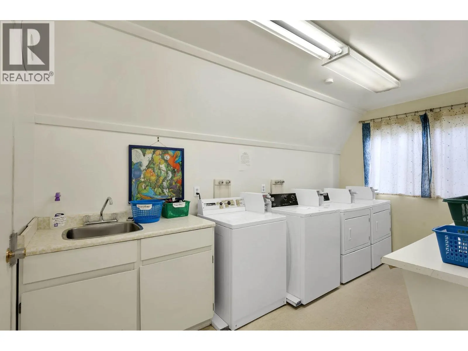 245 Park Drive Unit# 5