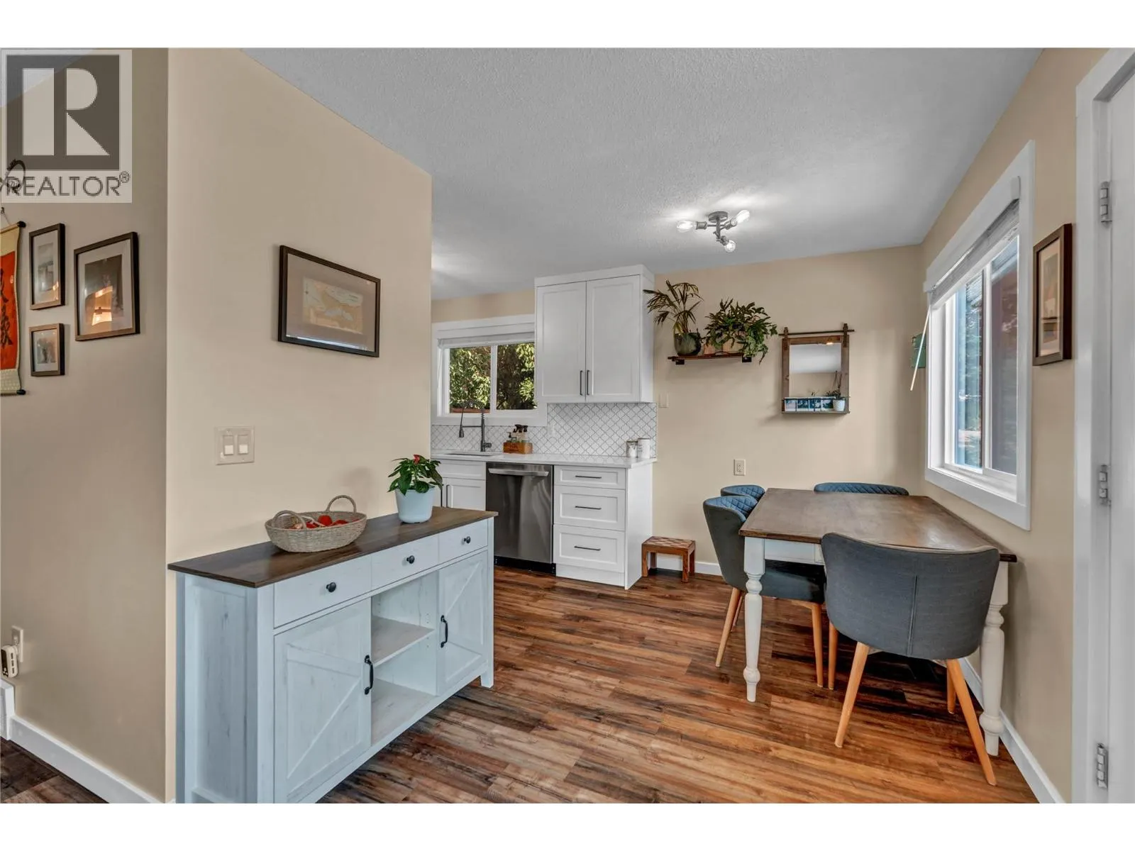 2487 Cornwall Drive