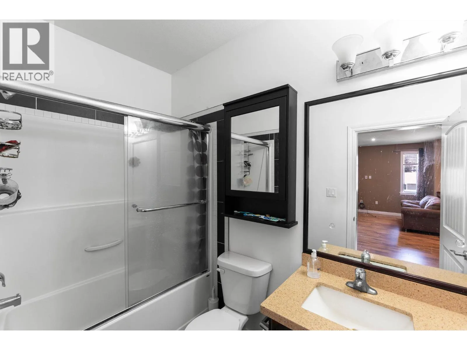 297 WATERFORD Avenue Unit# 102