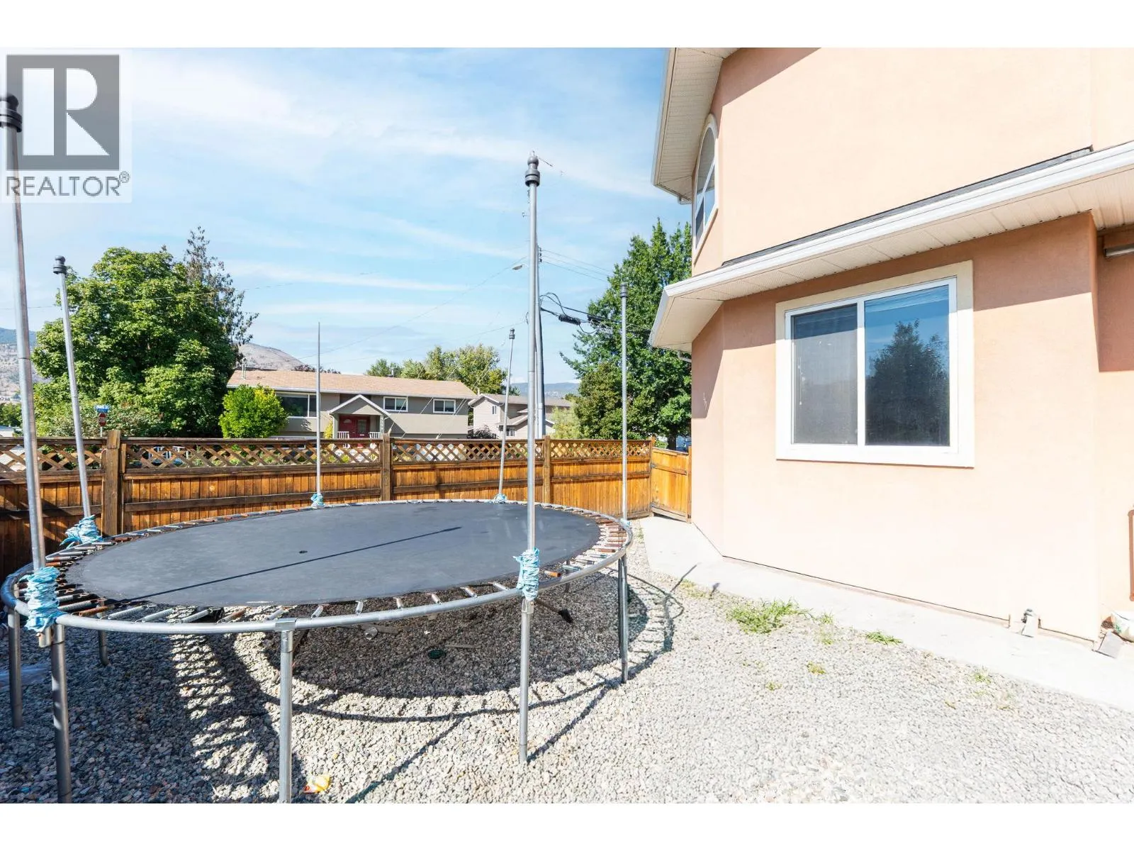 297 WATERFORD Avenue Unit# 102