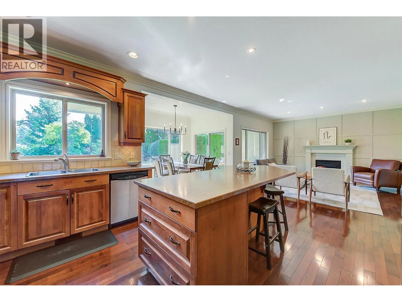 679 Old Meadows Road