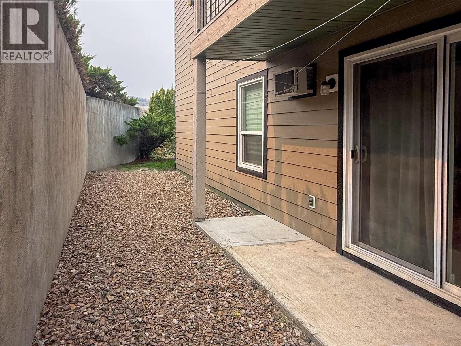 751 Grandview Terrace Unit# 102