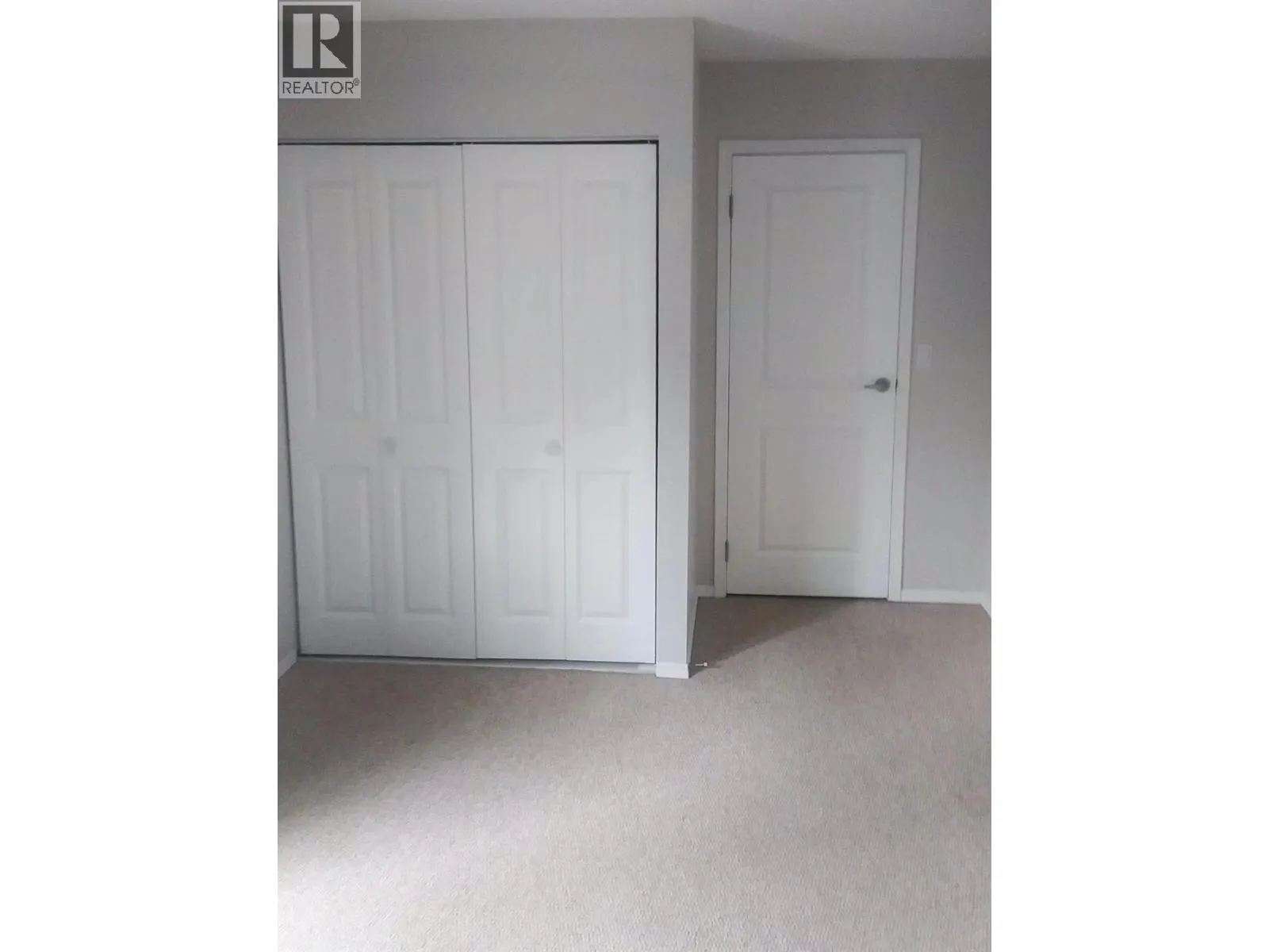 751 Grandview Terrace Unit# 102