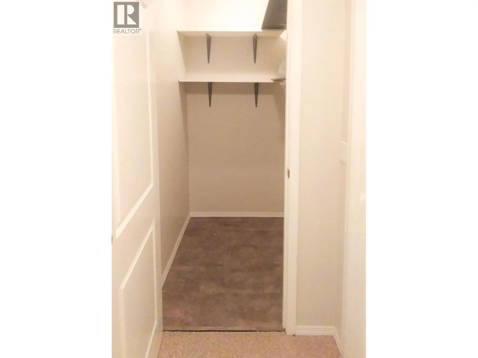 751 Grandview Terrace Unit# 102