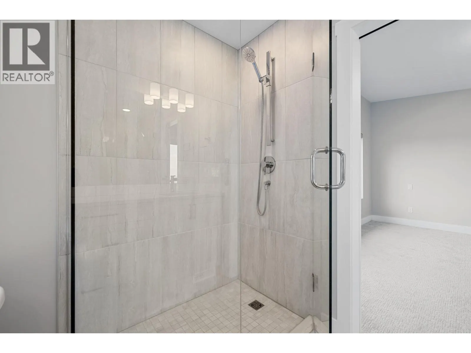 269 Diamond Way Unit# 4