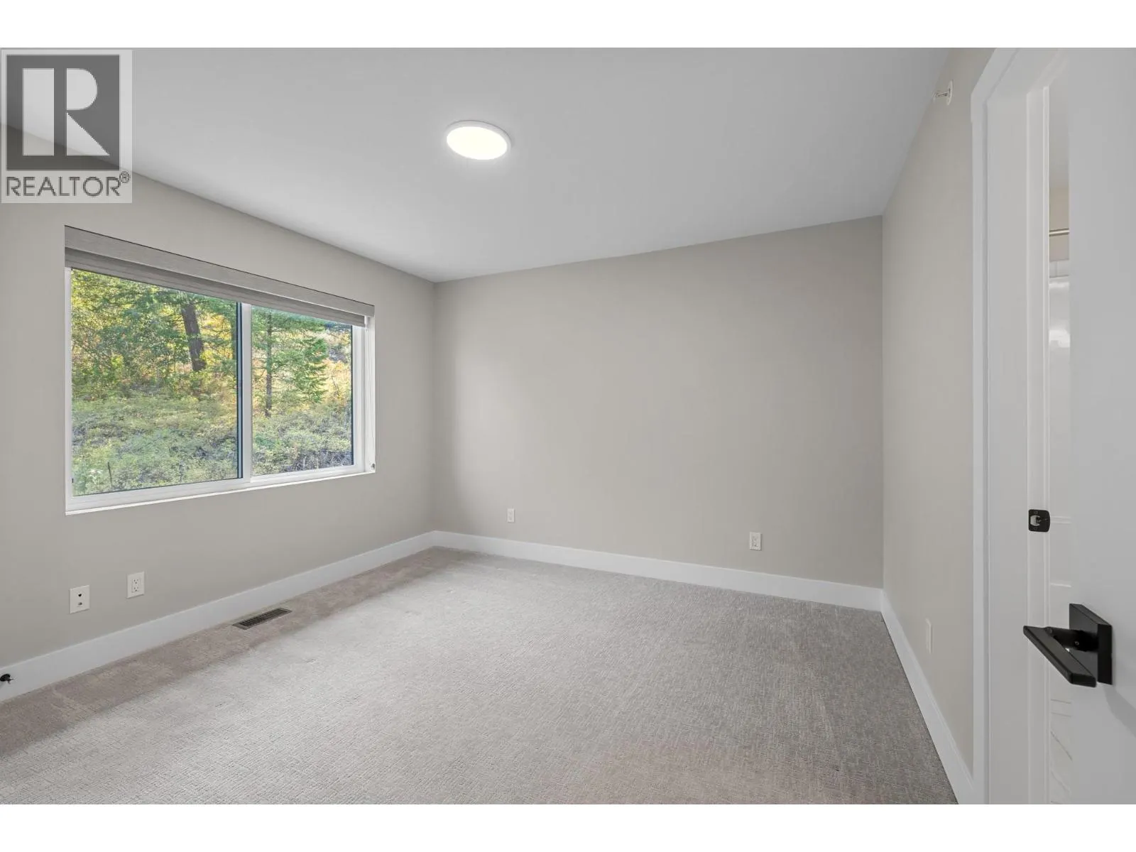 269 Diamond Way Unit# 4