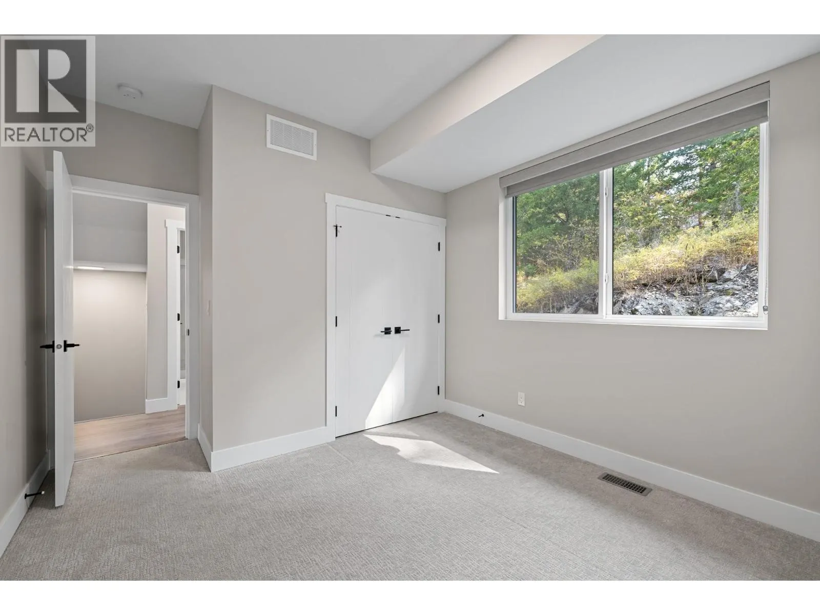269 Diamond Way Unit# 4