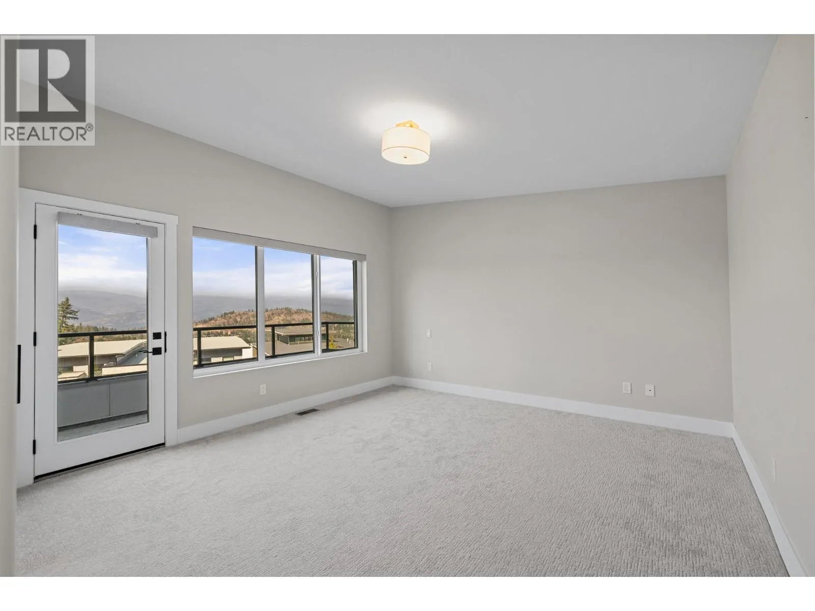269 Diamond Way Unit# 4
