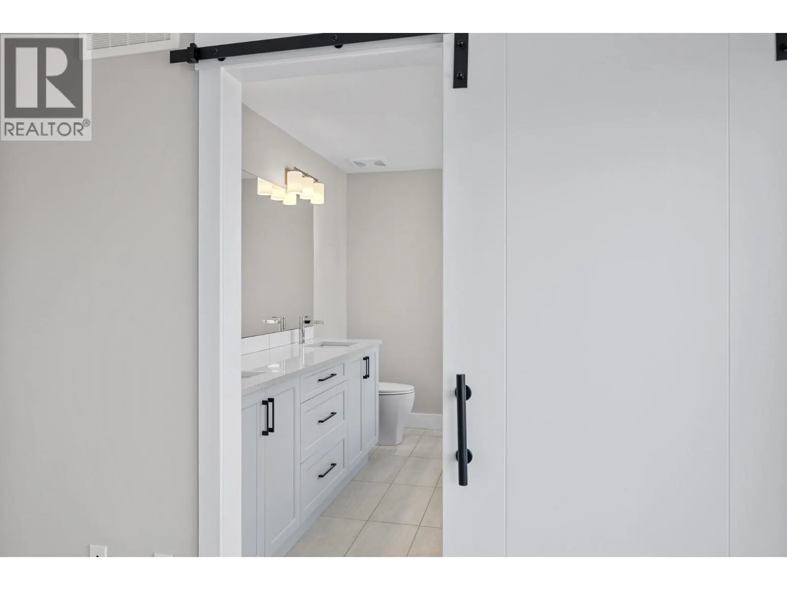 269 Diamond Way Unit# 4