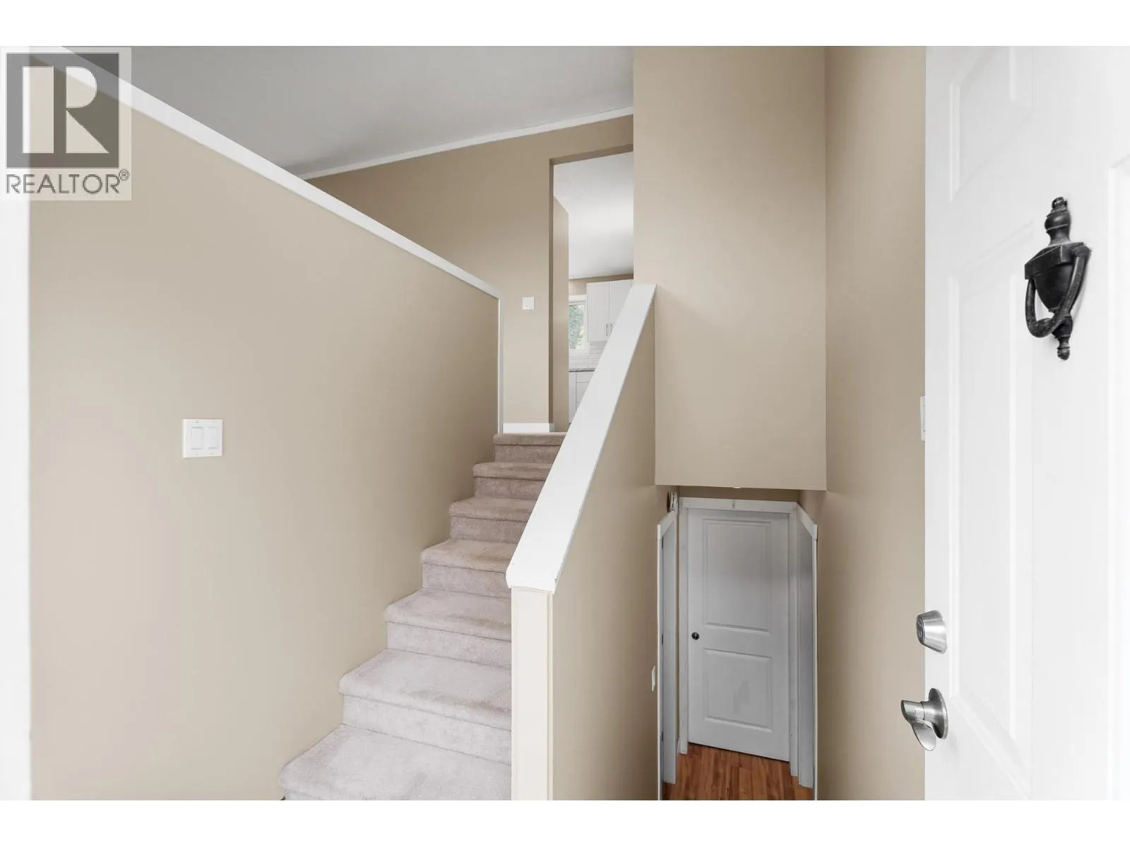 1365 CLEARVIEW Drive