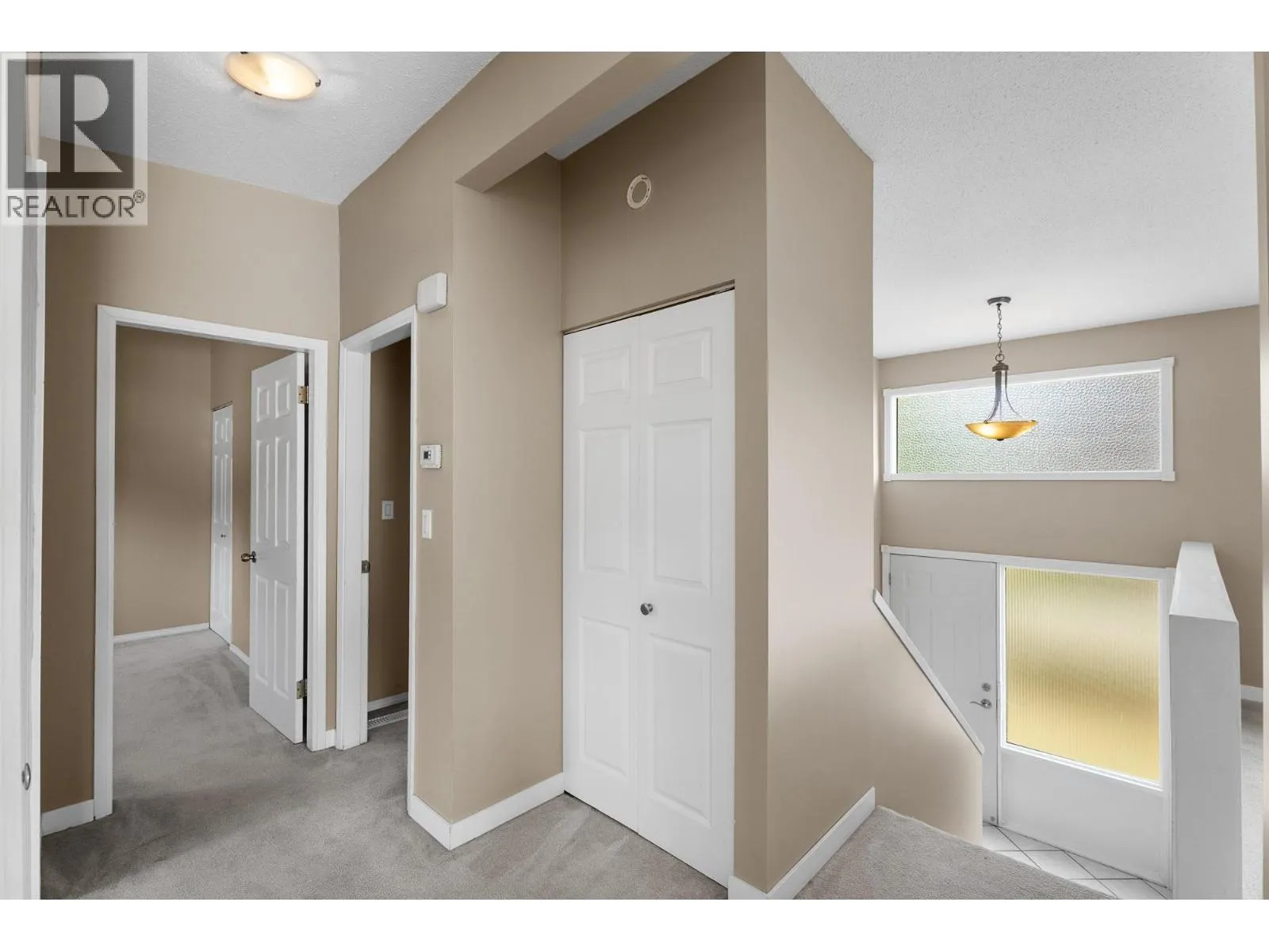 1365 CLEARVIEW Drive