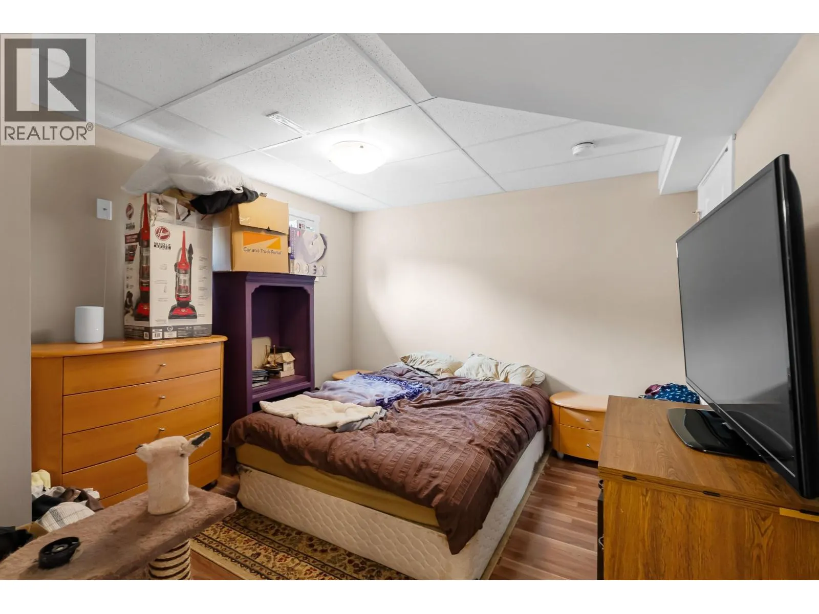 1365 CLEARVIEW Drive