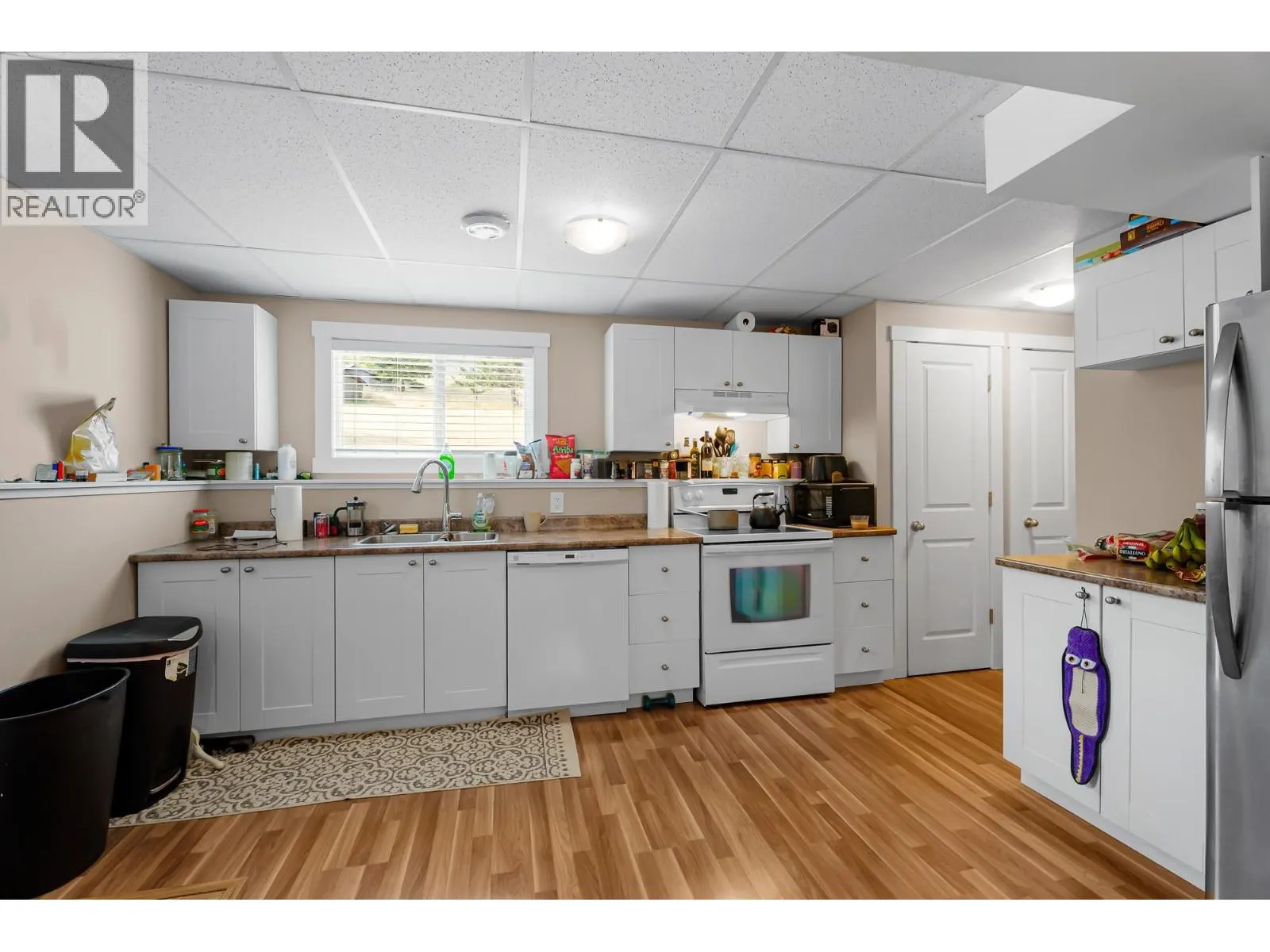 1365 CLEARVIEW Drive