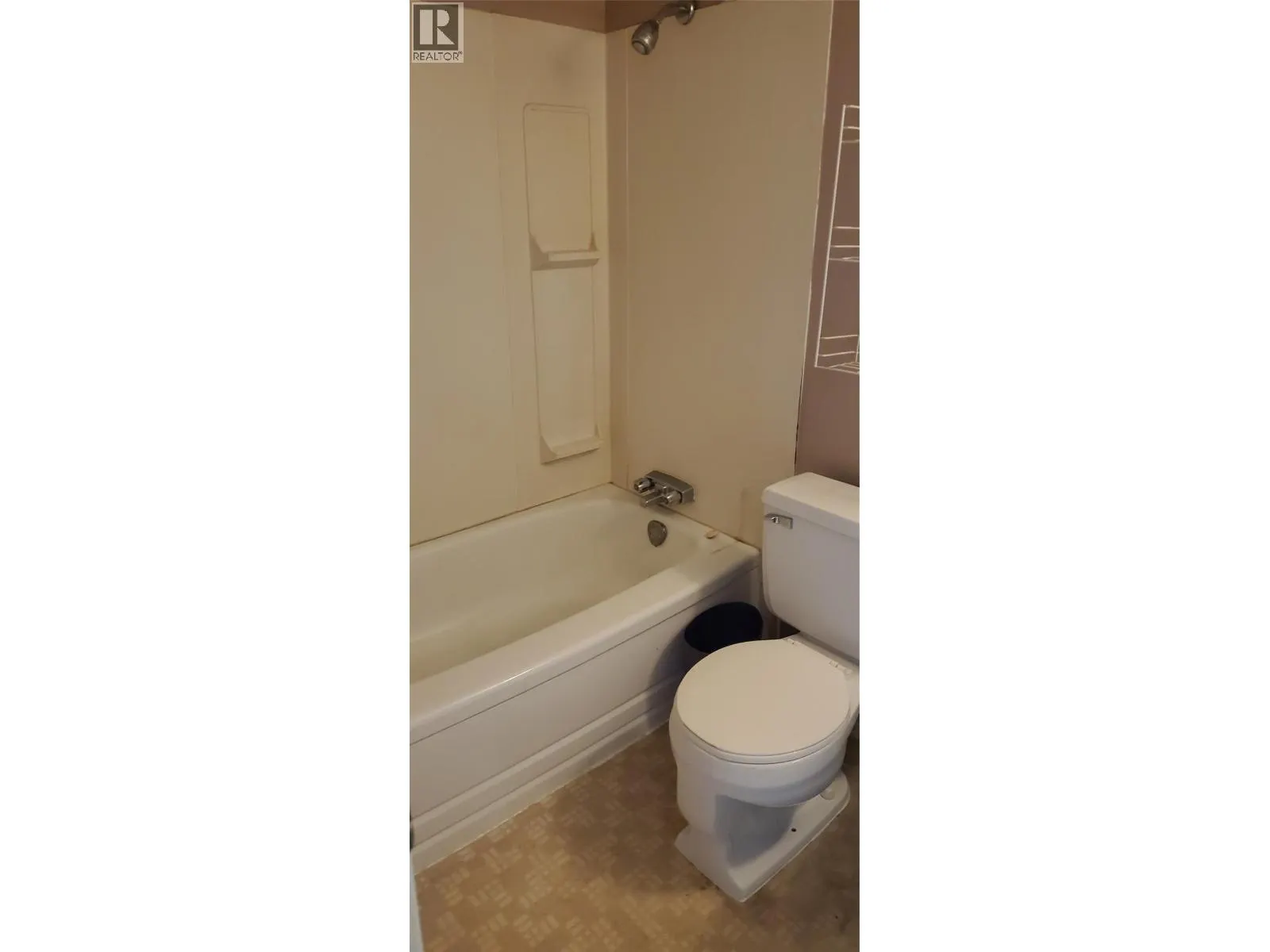 45 ridgemont Avenue Unit# 102