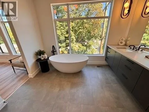 7920 Kidston Road Unit# 11