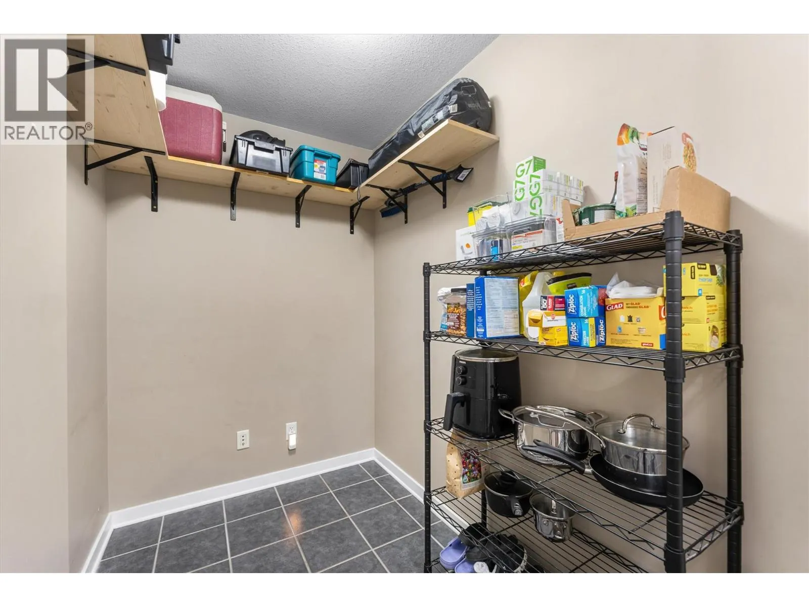 539 Yates Road Unit# 406