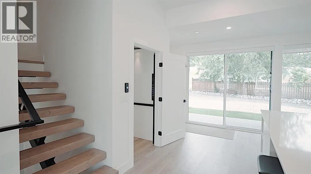 7920 Kidston Road Unit# 7