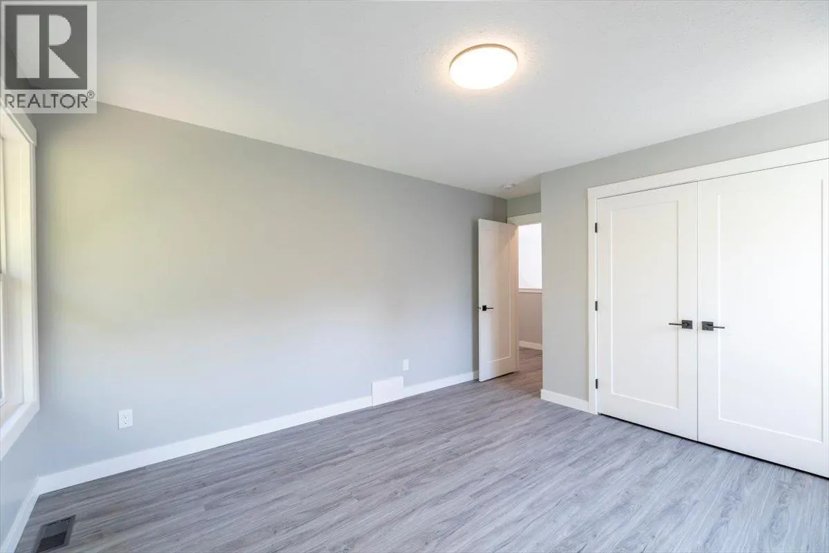 3 Alpine Trail Place