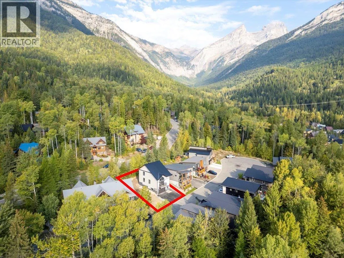 3 Alpine Trail Place
