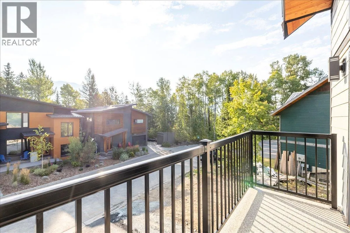 3 Alpine Trail Place