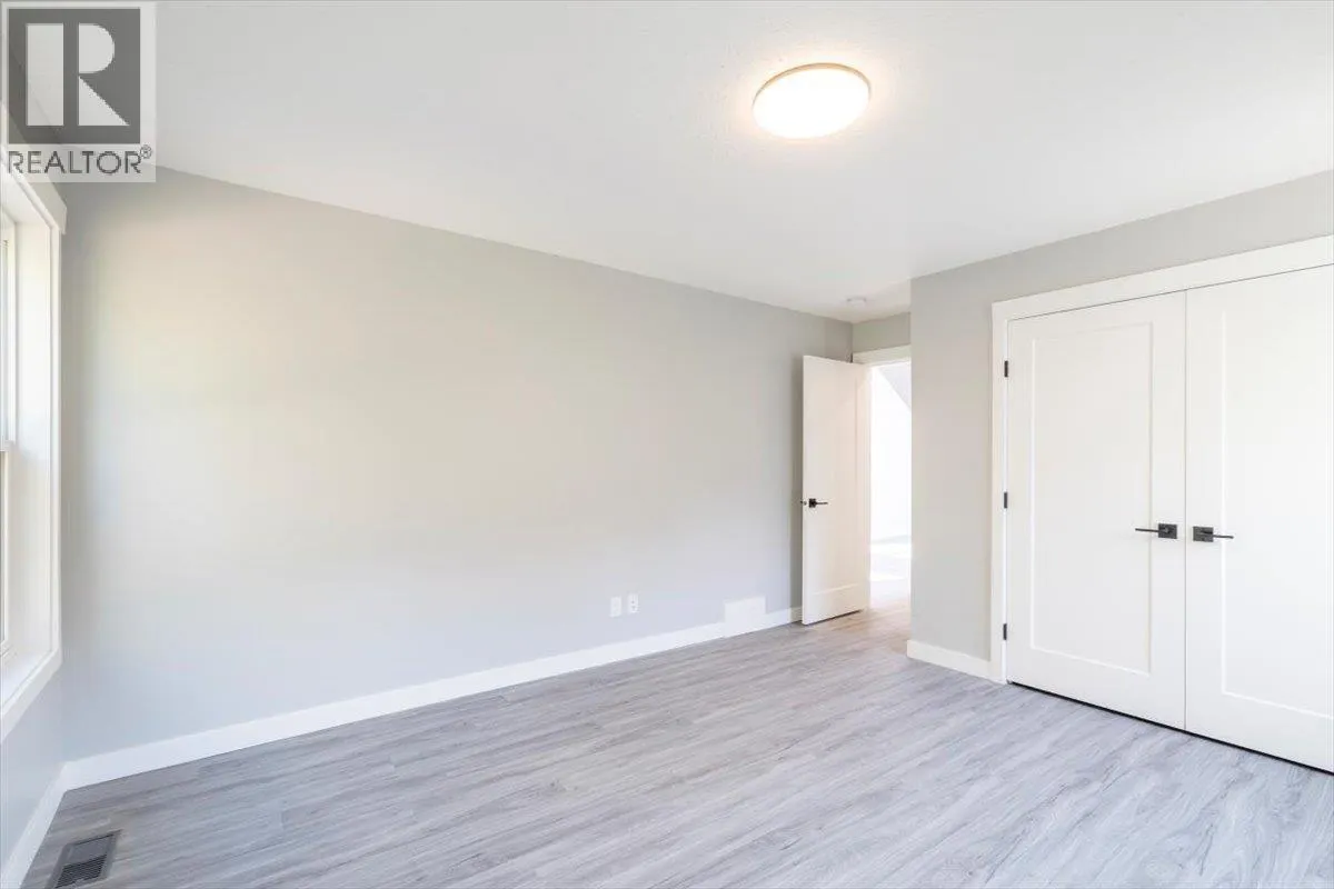 3 Alpine Trail Place