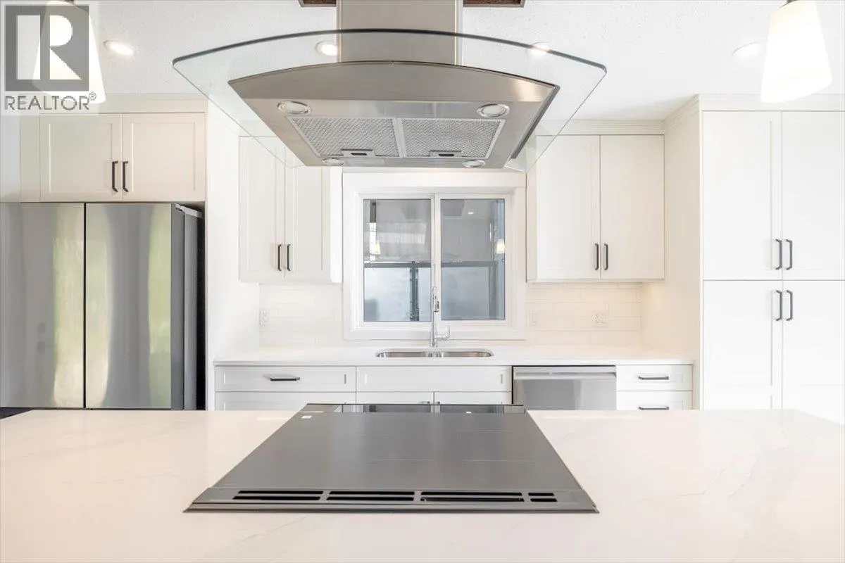 3 Alpine Trail Place
