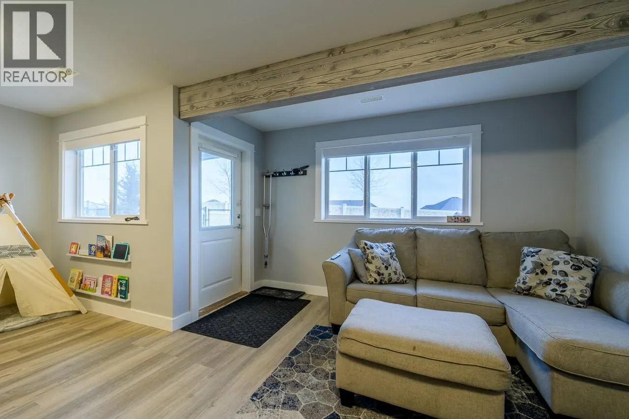 1325 ABERDEEN Drive Unit# 116