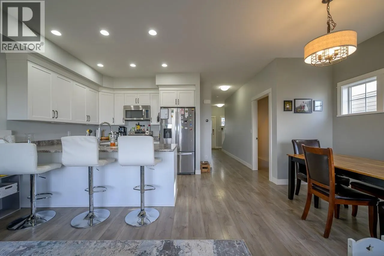 1325 ABERDEEN Drive Unit# 116