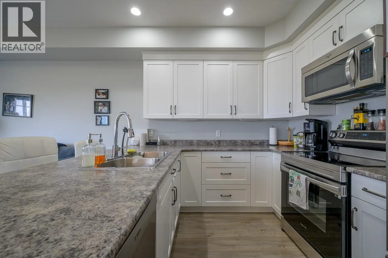 1325 ABERDEEN Drive Unit# 116