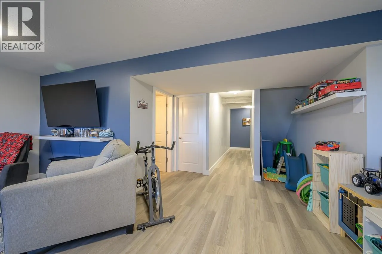 1325 ABERDEEN Drive Unit# 116