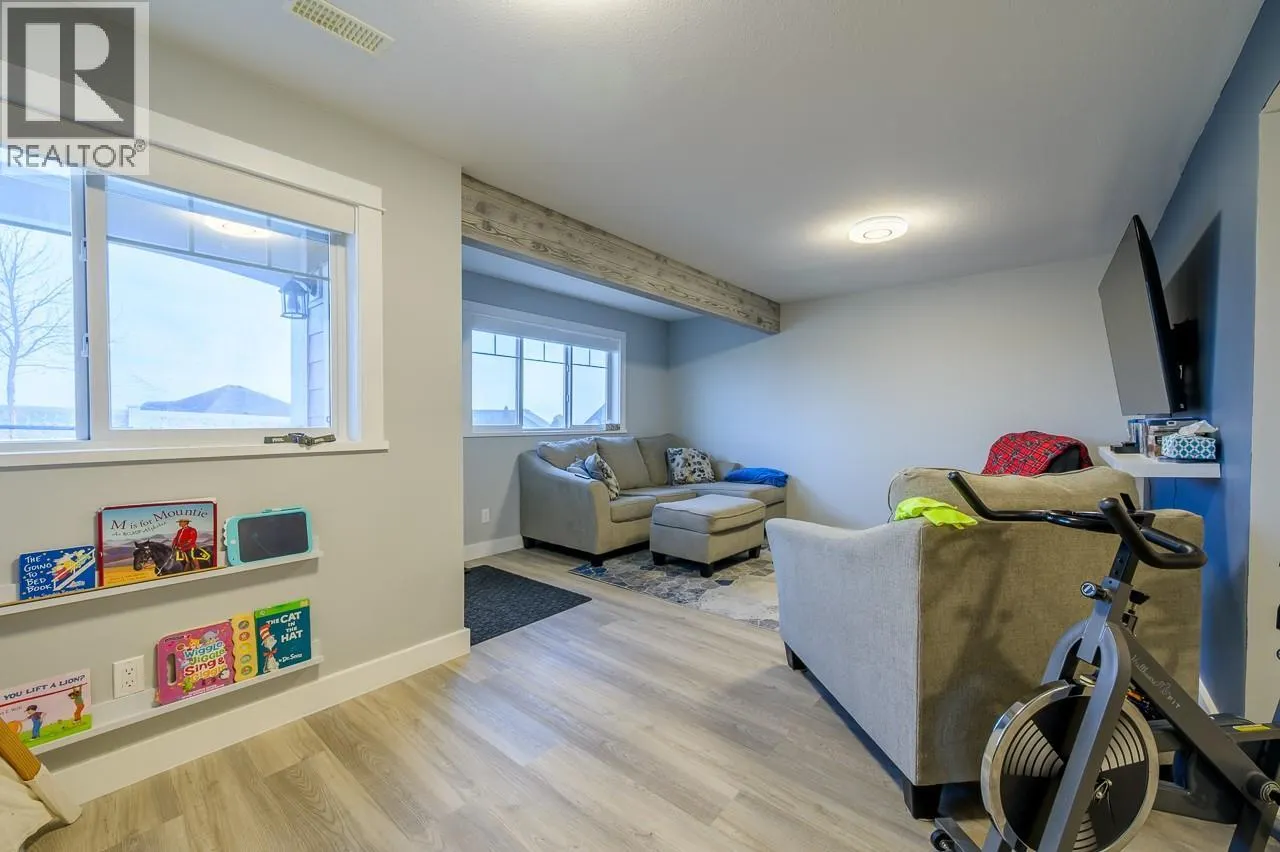 1325 ABERDEEN Drive Unit# 116