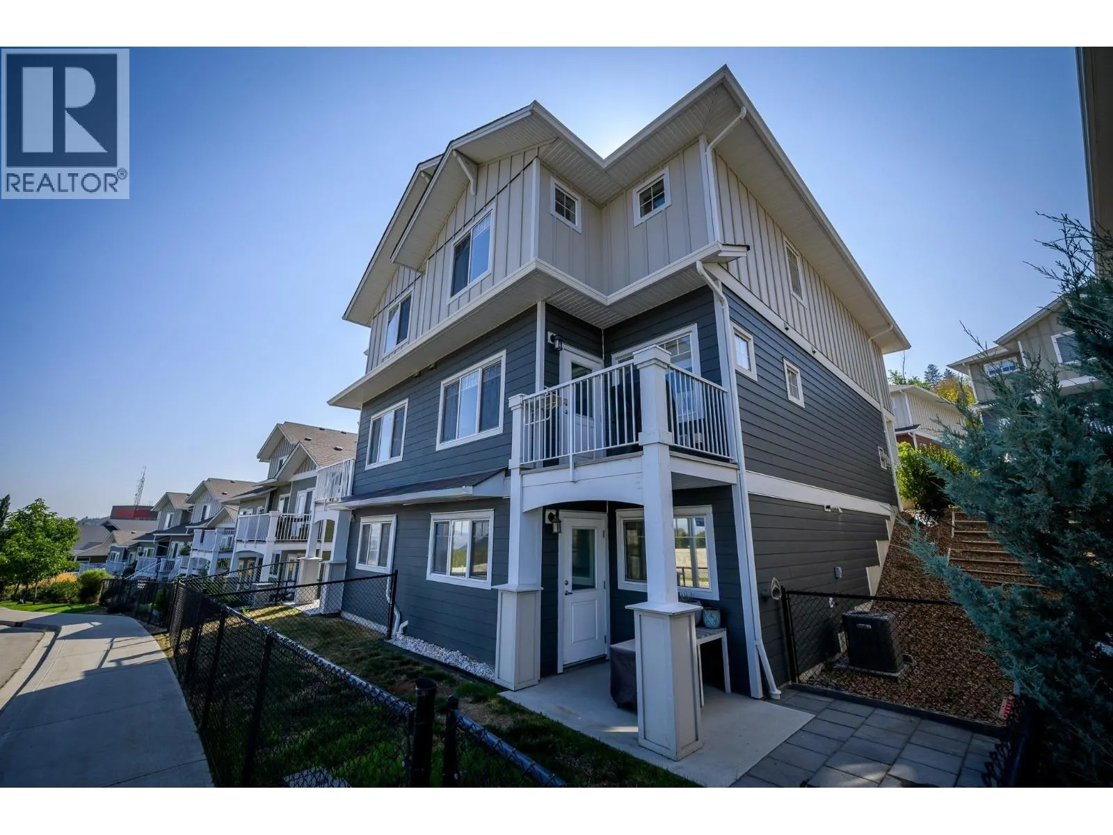 1325 ABERDEEN Drive Unit# 116