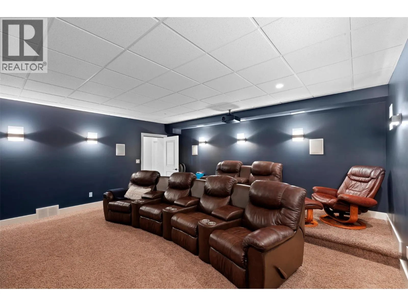 3065 Birkenhead Drive
