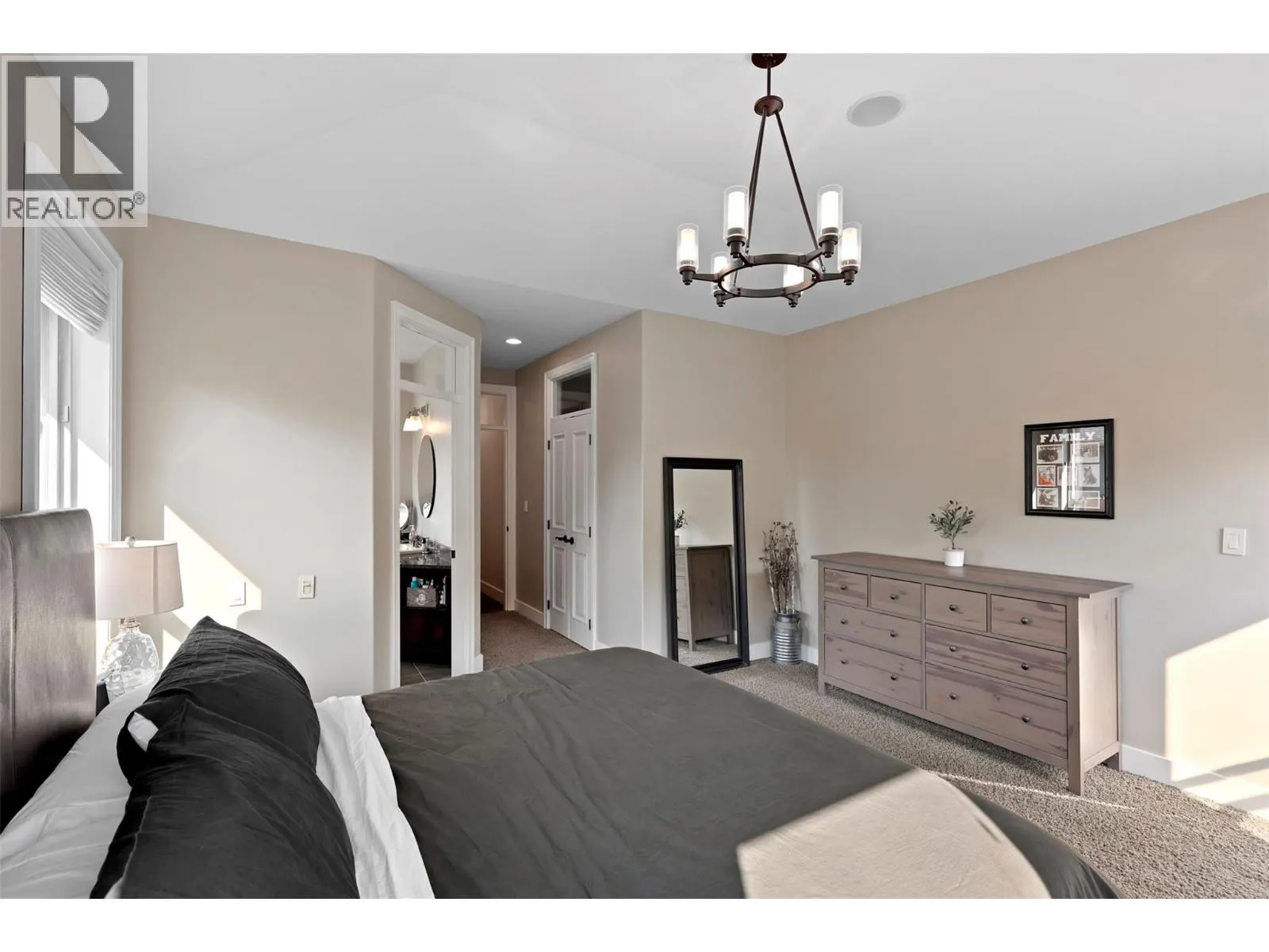 3065 Birkenhead Drive