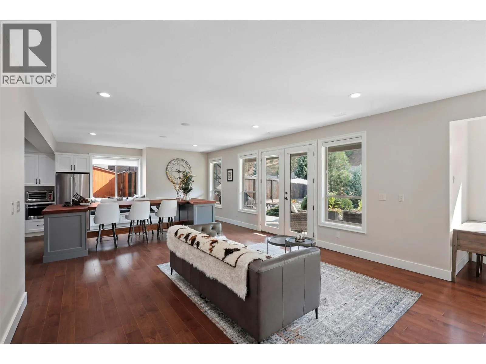 3065 Birkenhead Drive
