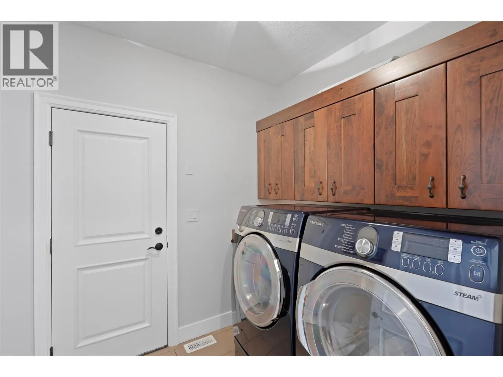 3065 Birkenhead Drive