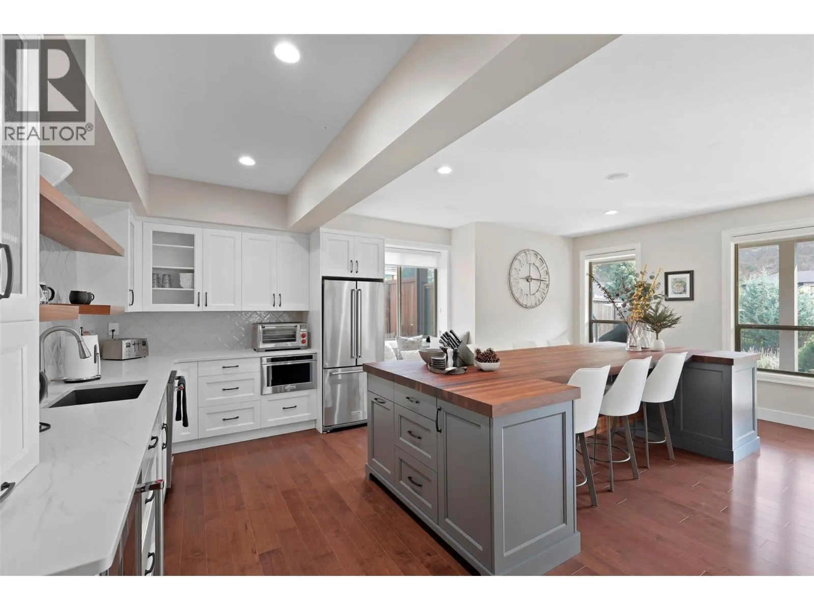 3065 Birkenhead Drive