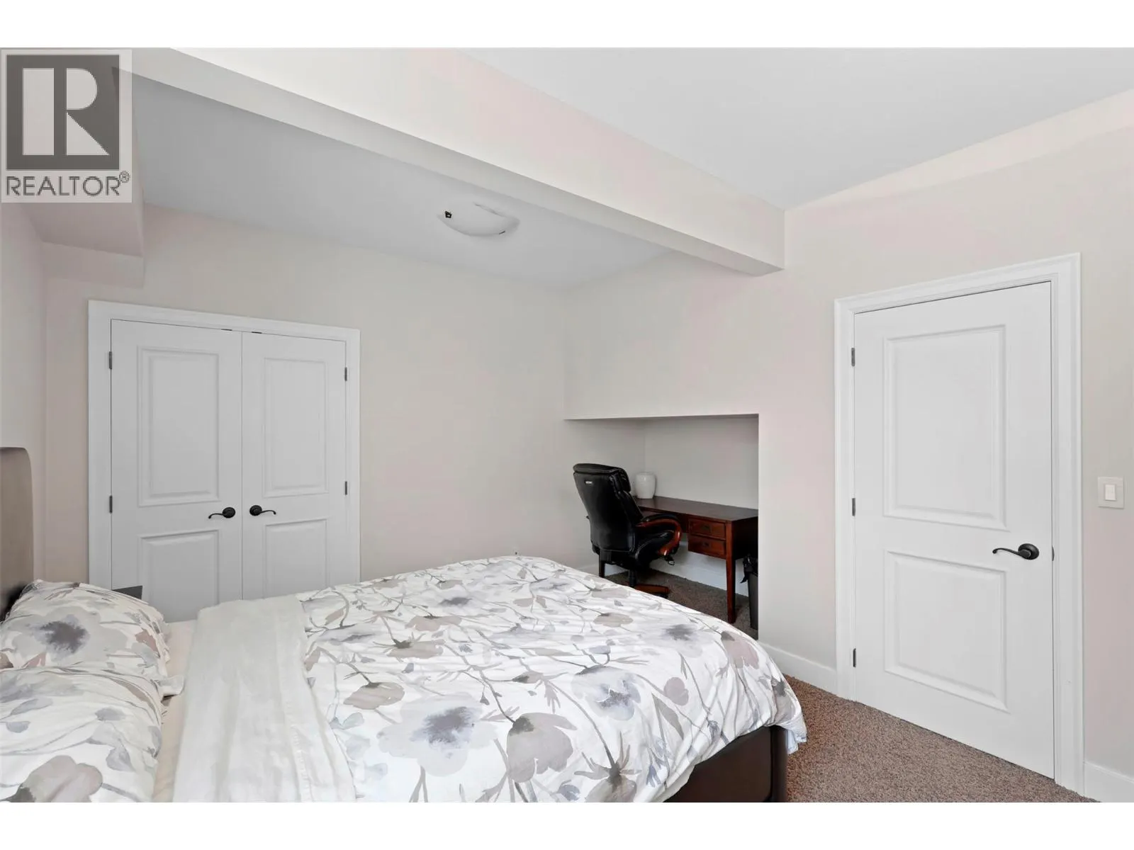 3065 Birkenhead Drive