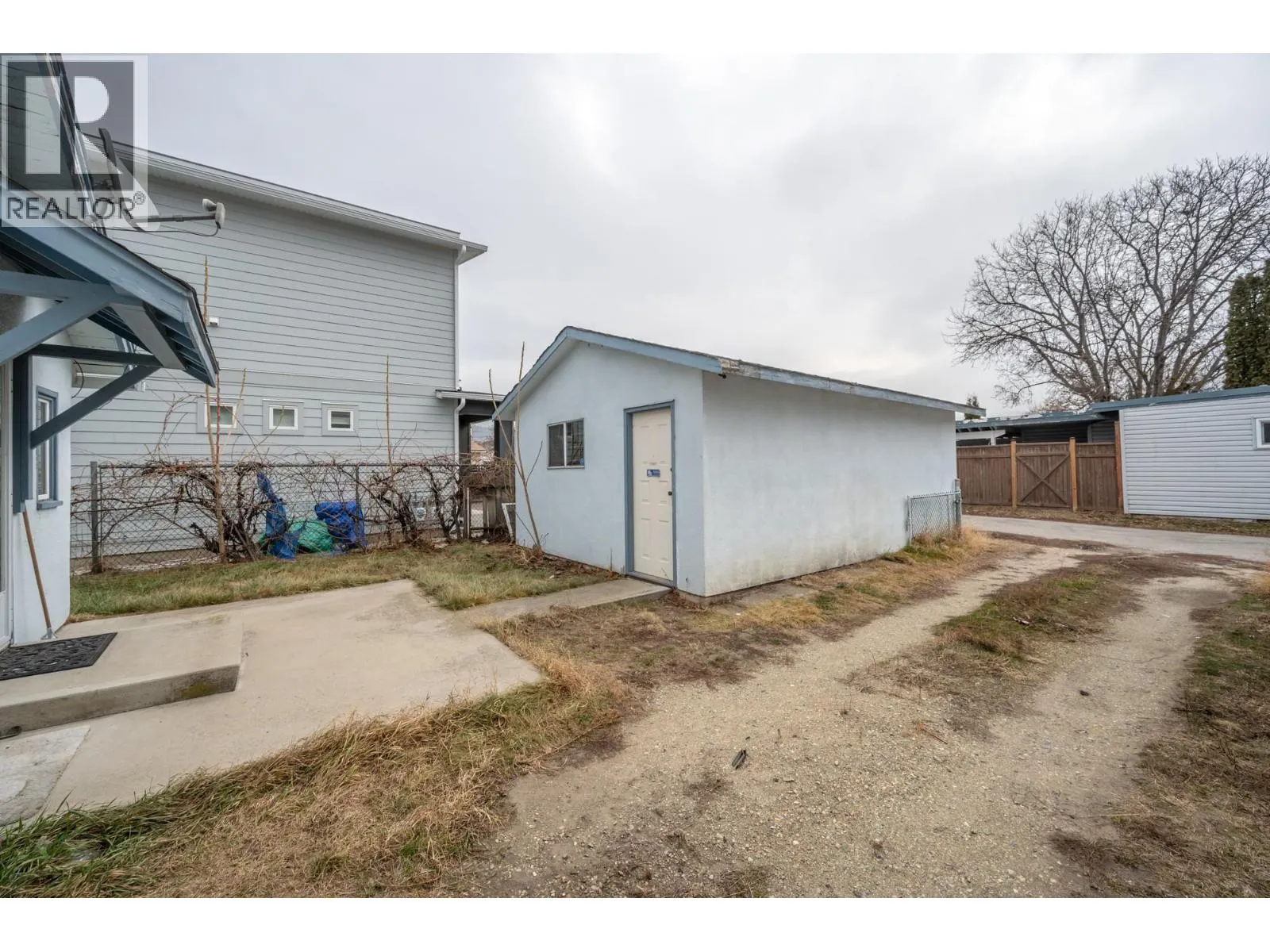 468 Wade Avenue W