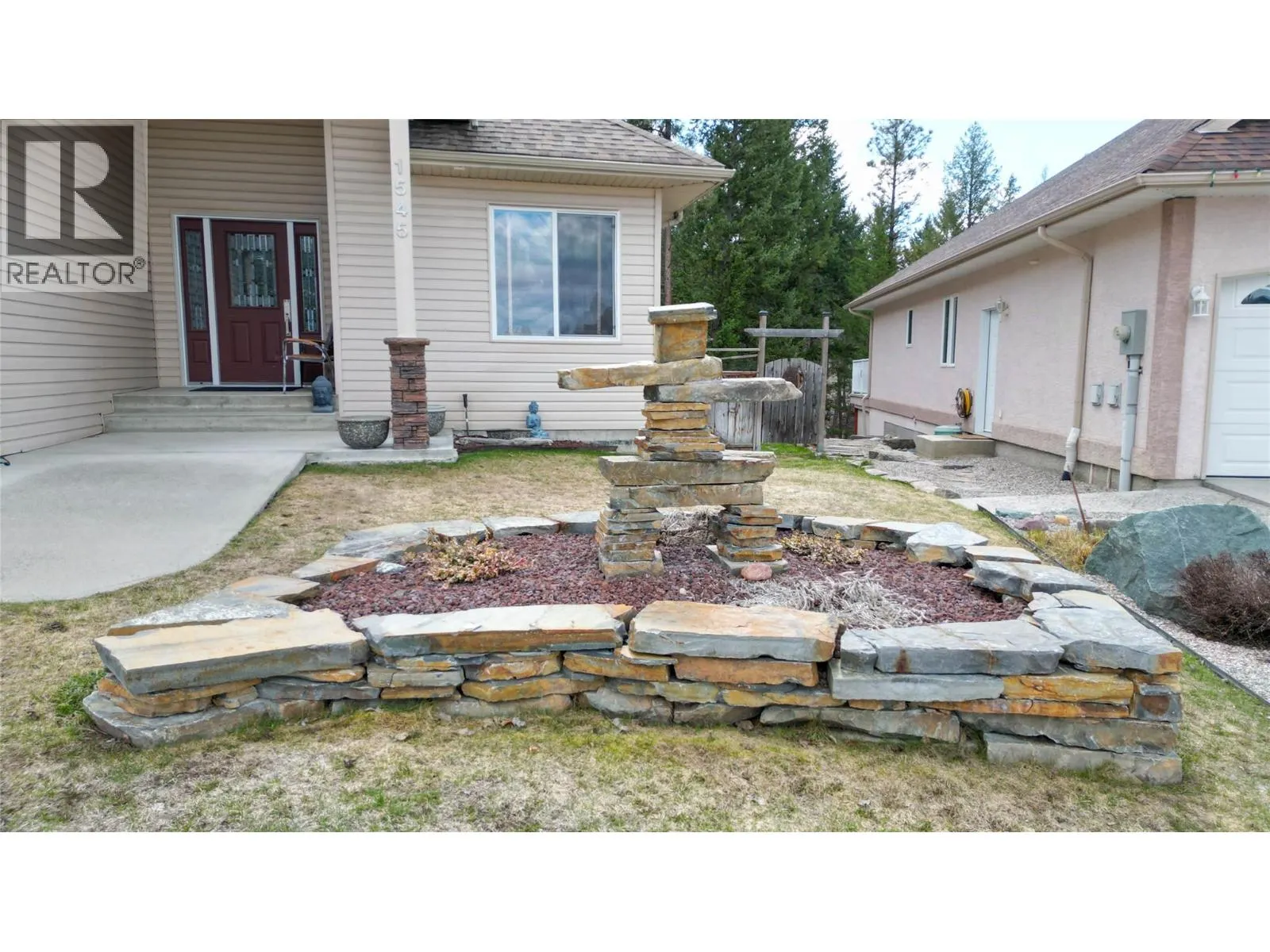 1545 Mt Fisher Crescent