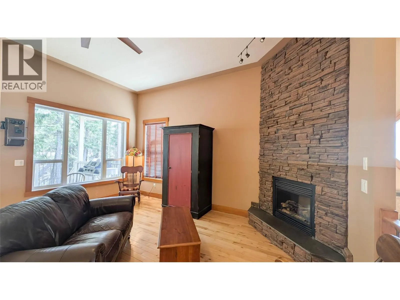 1545 Mt Fisher Crescent