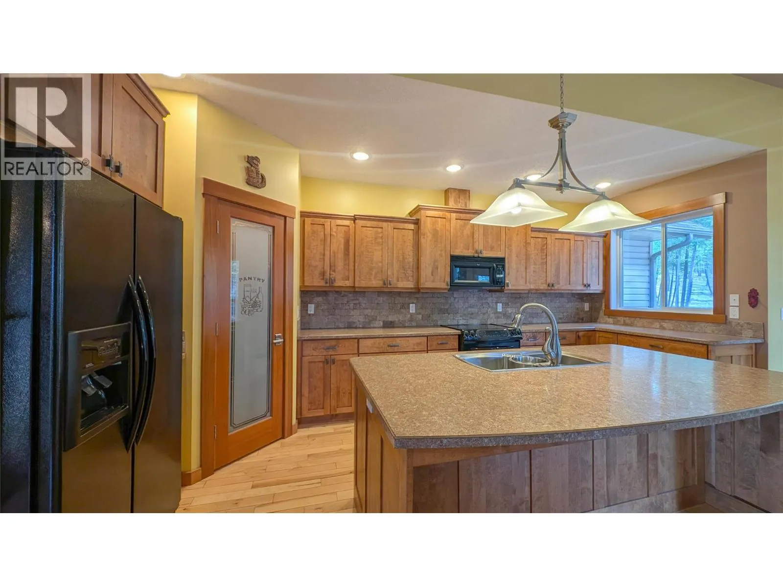 1545 Mt Fisher Crescent
