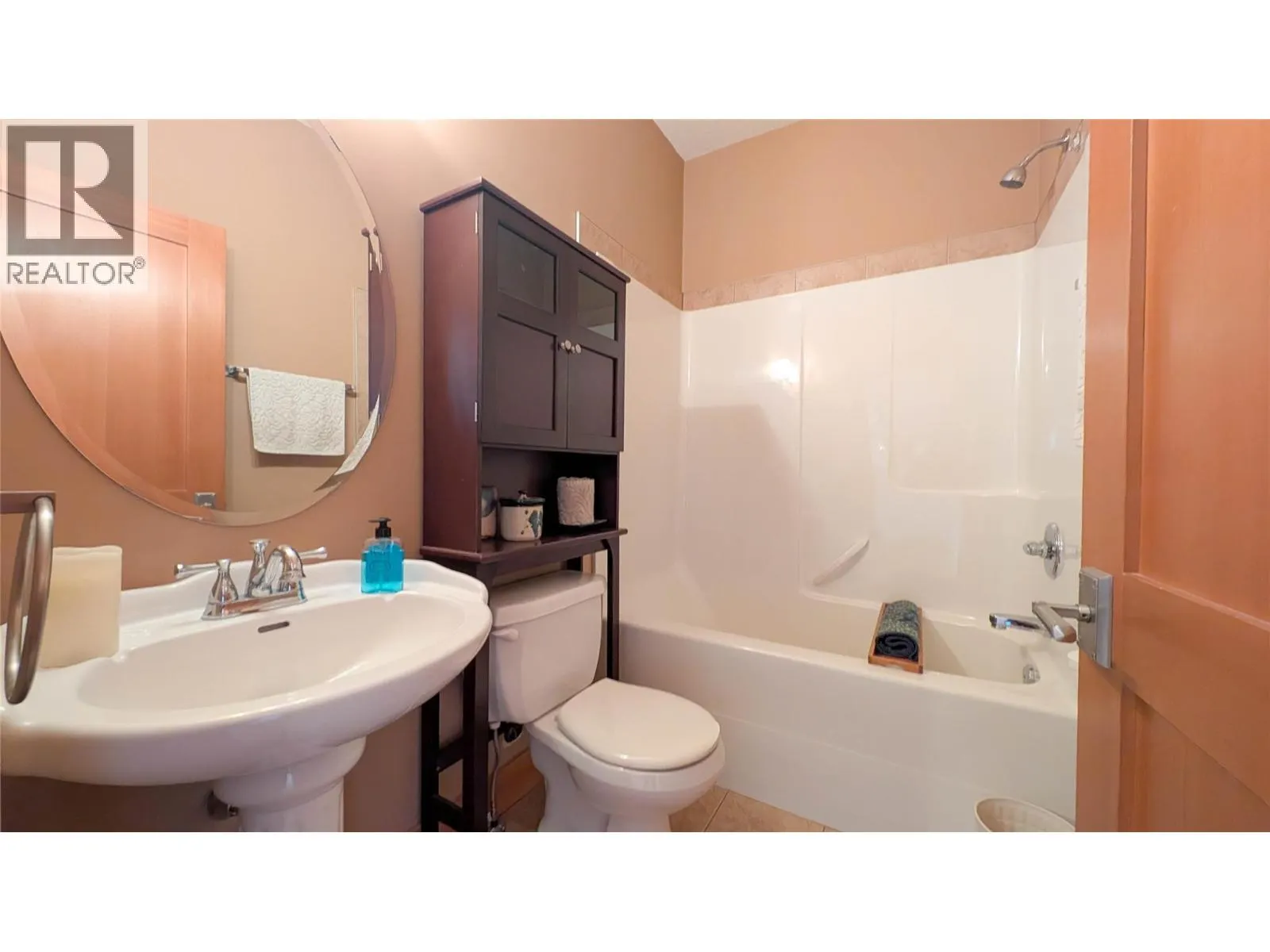 1545 Mt Fisher Crescent
